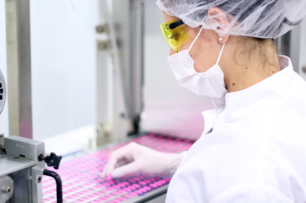 CAS-Hire Keeps Growing Oxford Laboratory Cool With Air coolers